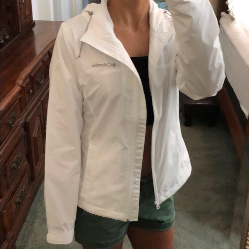 Columbia White Windbreaker Raincoat NWT